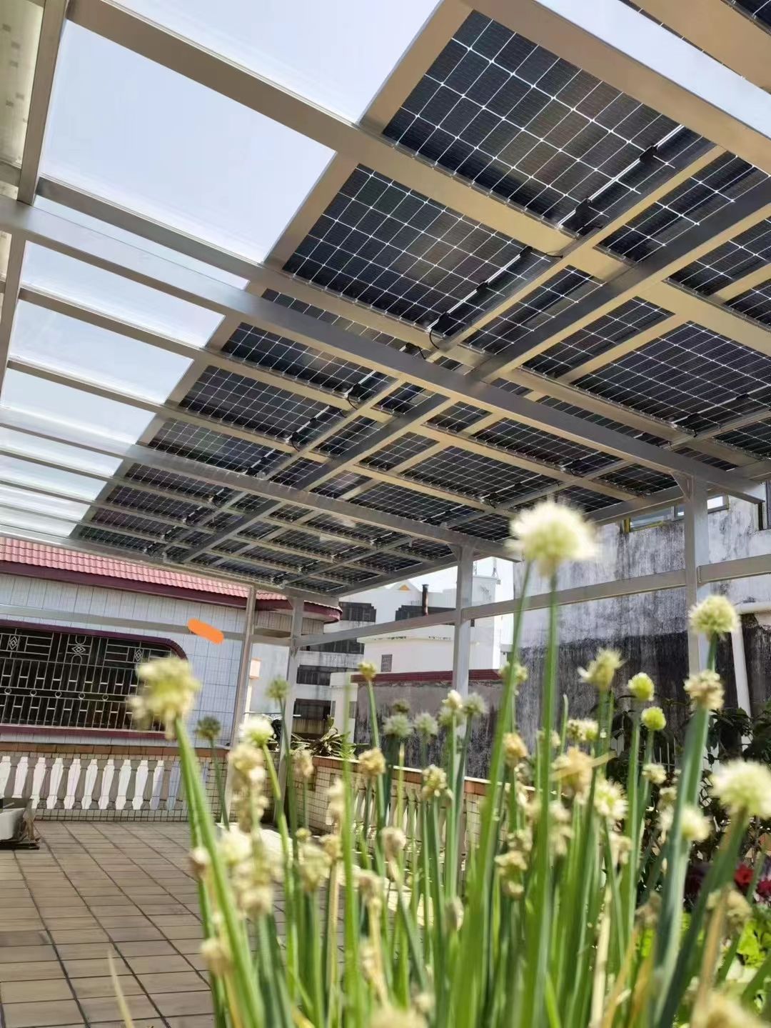 句容别墅家用屋顶太阳能发电系统安装